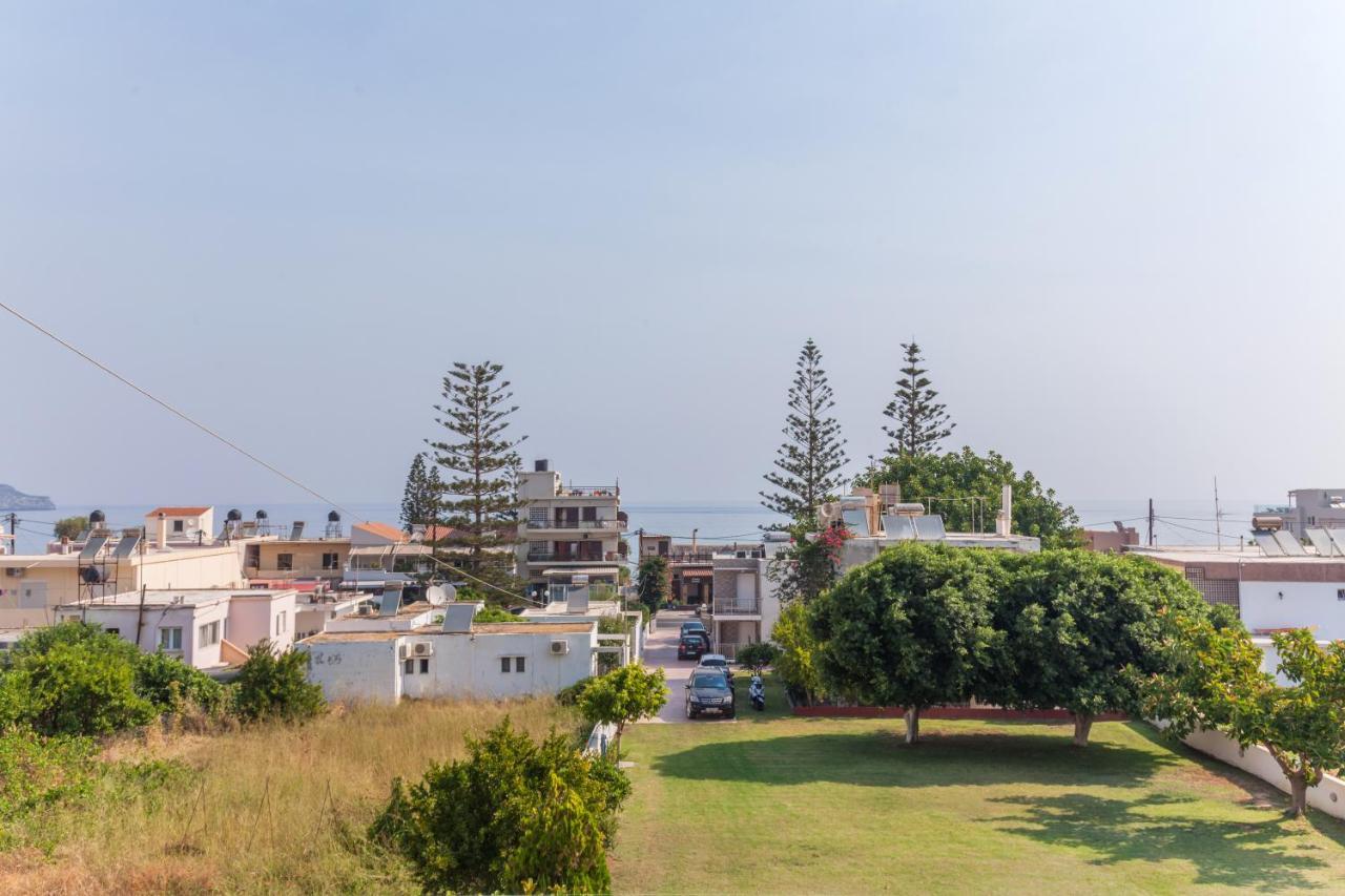 Christine Seaside Apartments In Chania Stalós Exterior foto