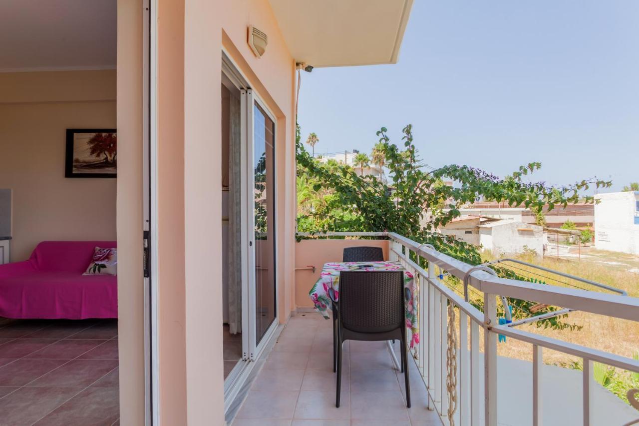 Christine Seaside Apartments In Chania Stalós Exterior foto