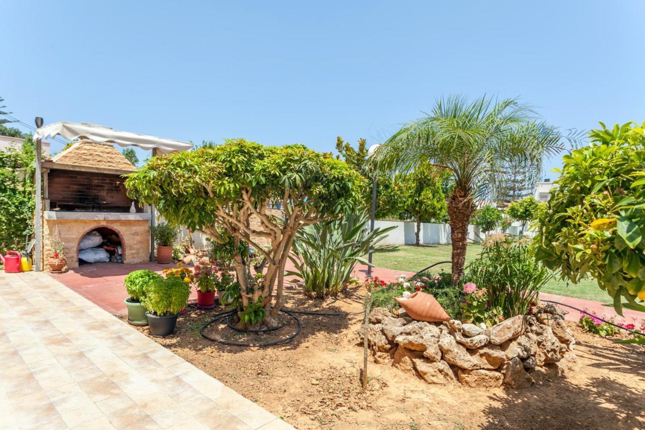 Christine Seaside Apartments In Chania Stalós Exterior foto