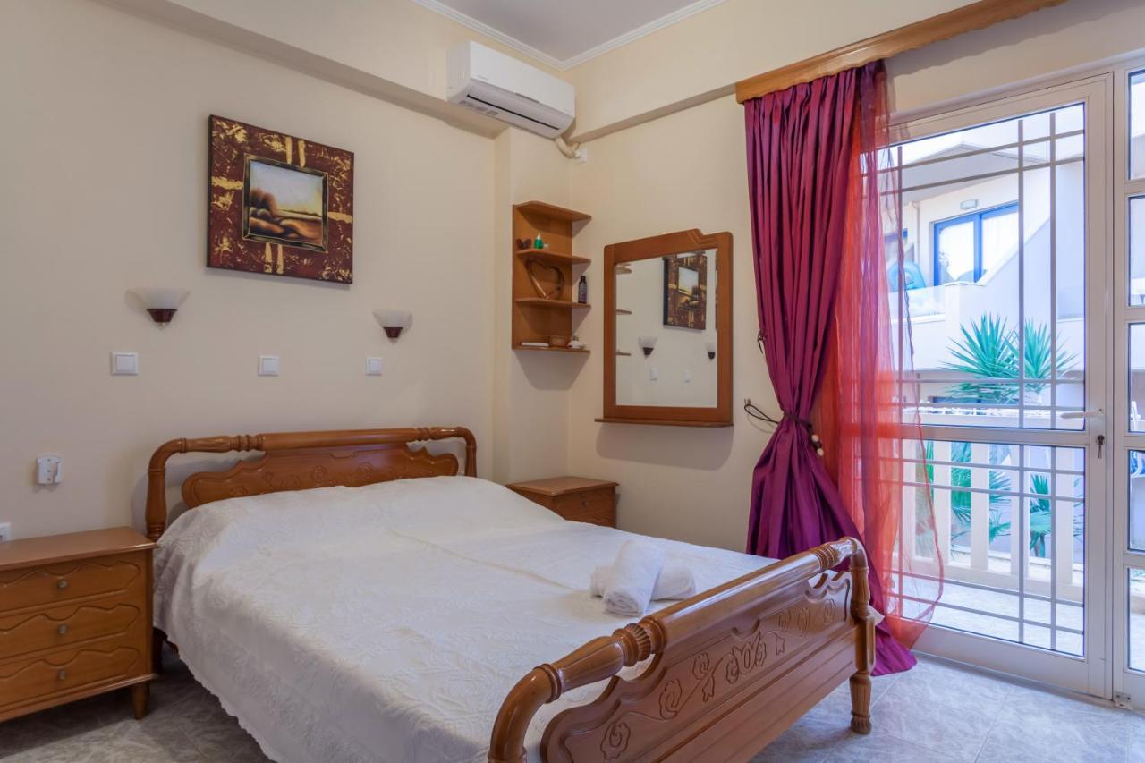 Christine Seaside Apartments In Chania Stalós Exterior foto